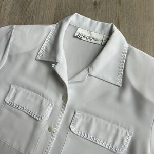 Vtg 90s YVES ST CLAIR White Embroidered Trim Short Sleeve Button Up 8P Shldr Pad